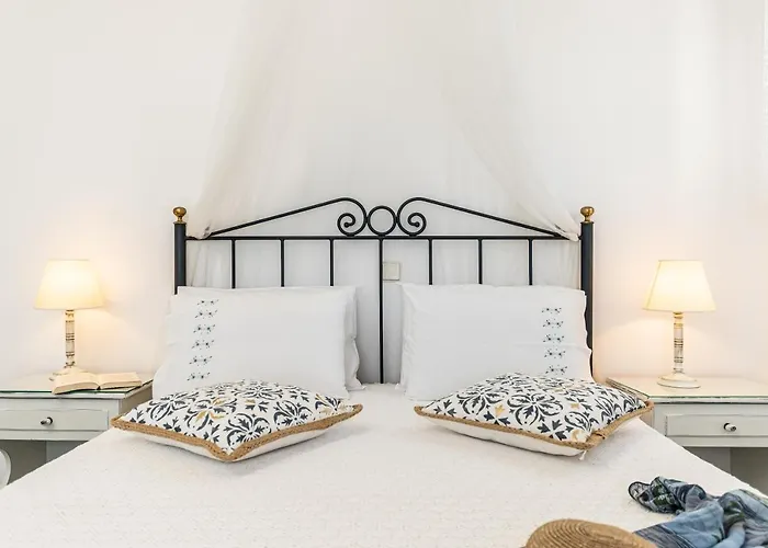 Zanneta & 3* Mikri Vigla