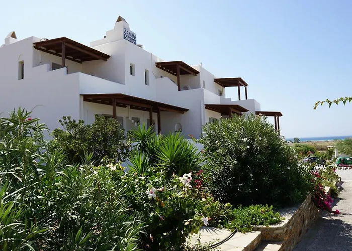 Zanneta & Apartahotel Mikri Vigla