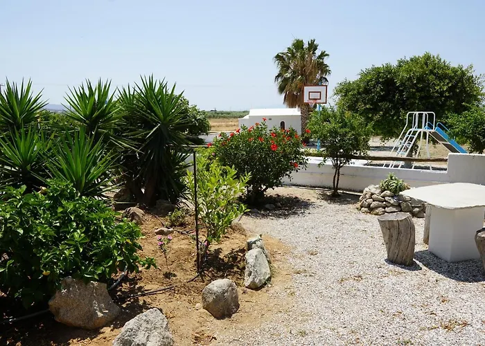 Zanneta & Apartahotel Mikri Vigla