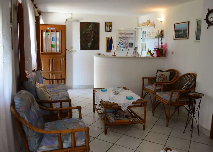 Zanneta & 3* Mikri Vigla