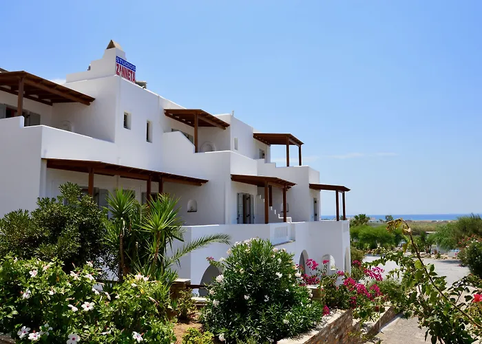 Zanneta & 3* Mikri Vigla