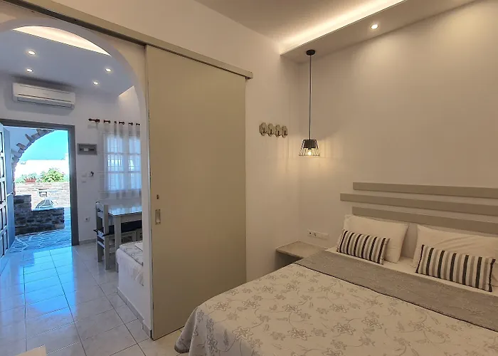 Zanneta & Apartahotel Mikri Vigla