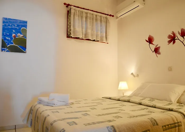 Zanneta & 3* Mikri Vigla